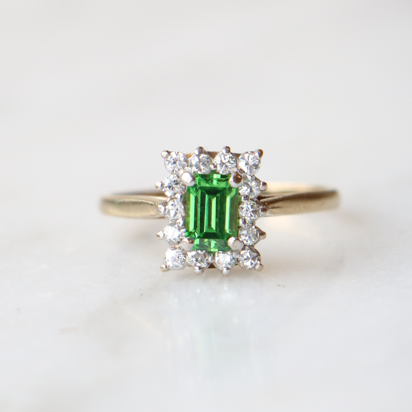 9ct Gold Peridot Ring