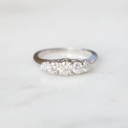 18ct White Gold 1ct Diamond 5 Stone Ring