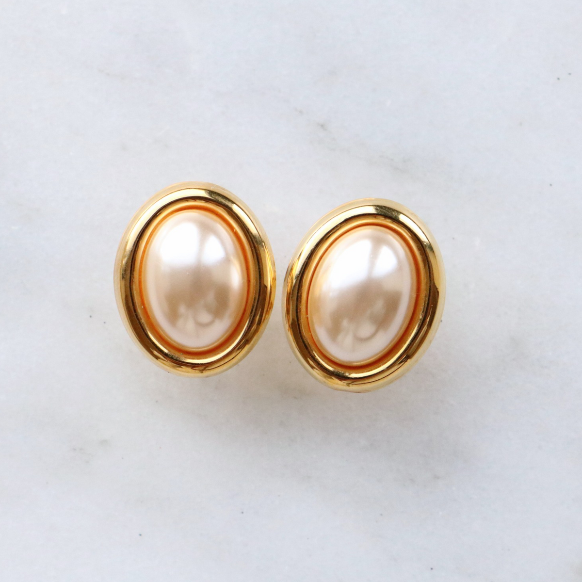 Vintage Oval Pearl Clip Earrings