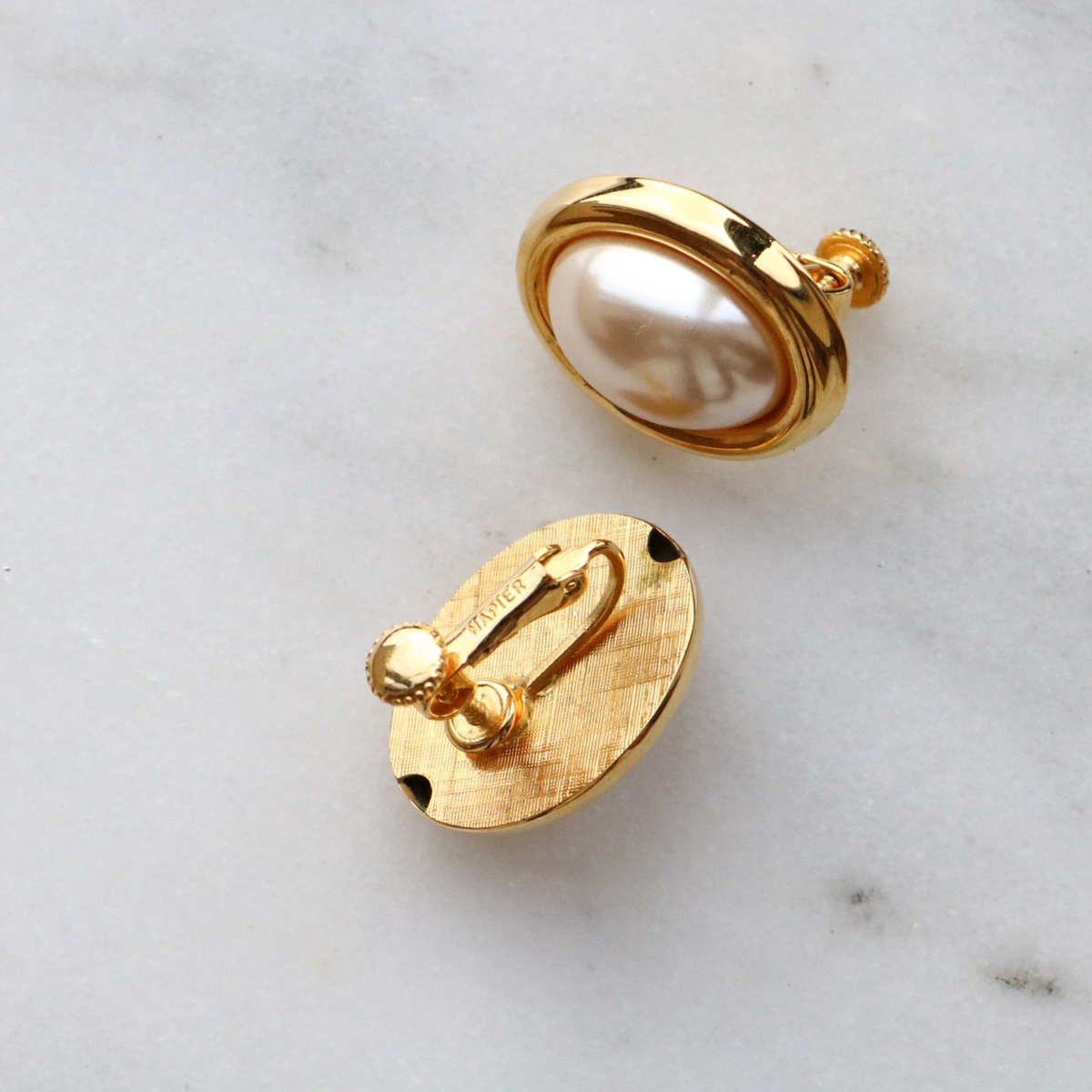 Vintage Oval Pearl Clip Earrings