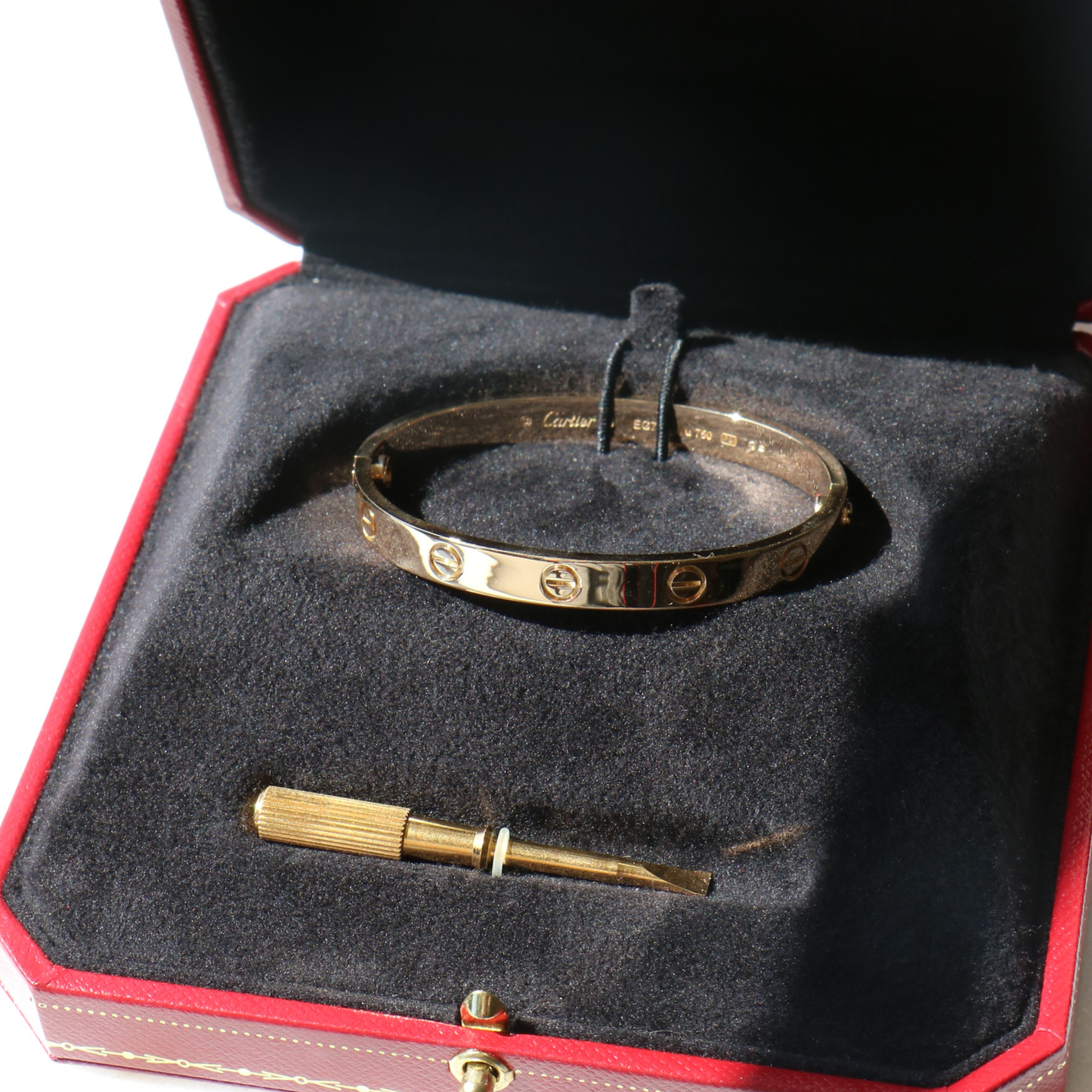 18ct Gold Cartier LOVE bracelet size 16