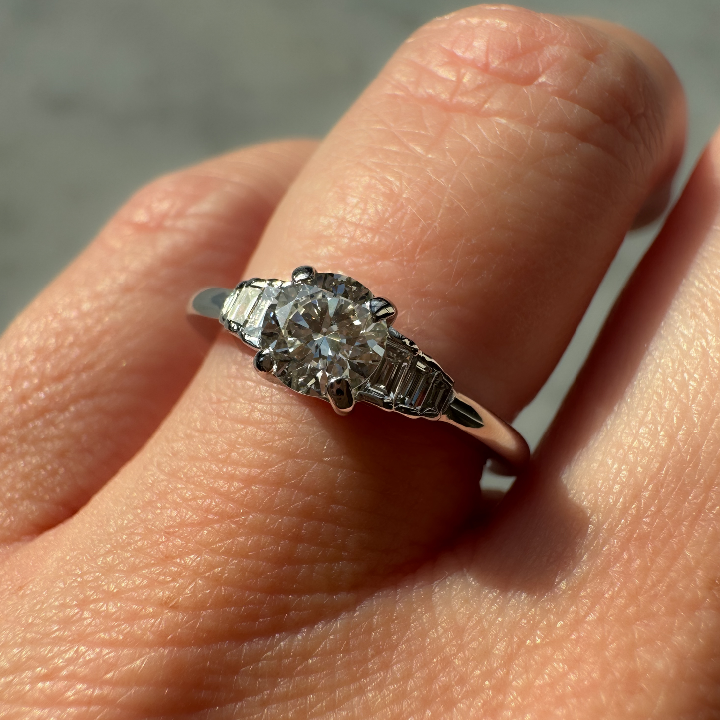 Vintage Art Deco Style 18ct White Gold 0.50ct brilliant cut diamond ring with baguette side diamonds