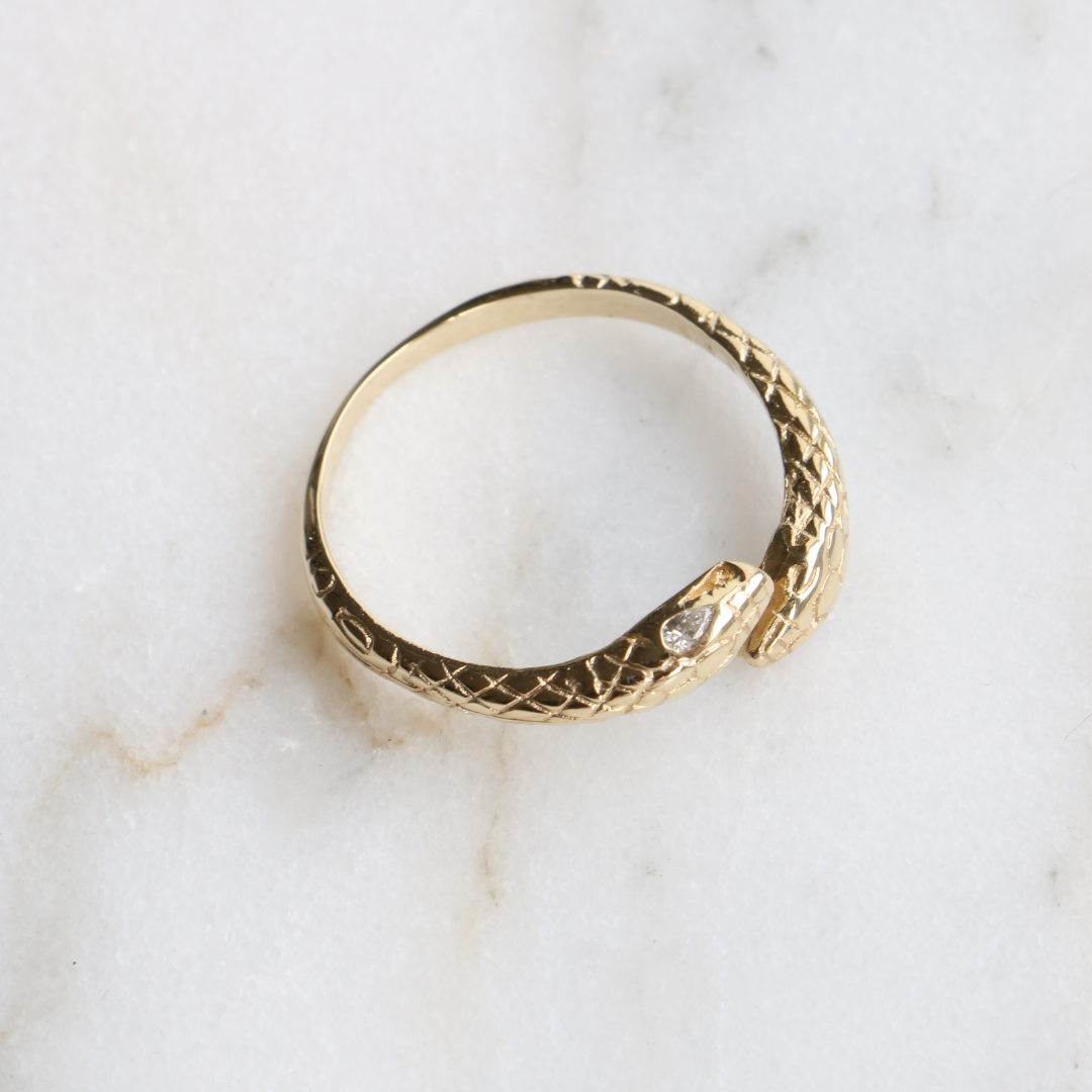 9ct Gold Diamond Eye Snake Ring