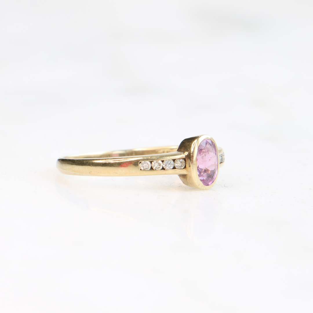 9ct Vintage Pink Sapphire and Diamond Ring