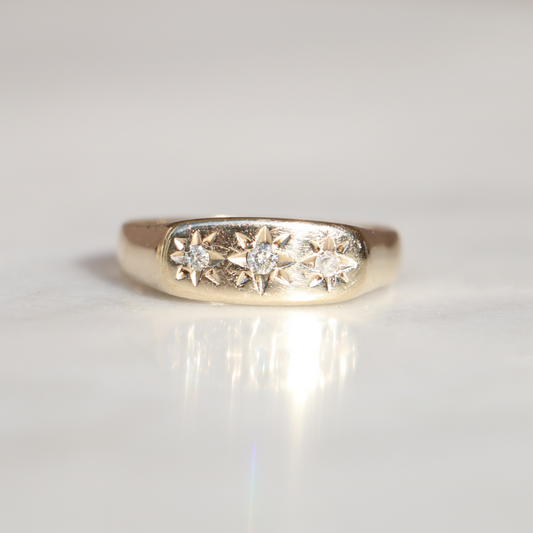 9ct Gold Vintage Triple Diamond Gypsy Ring