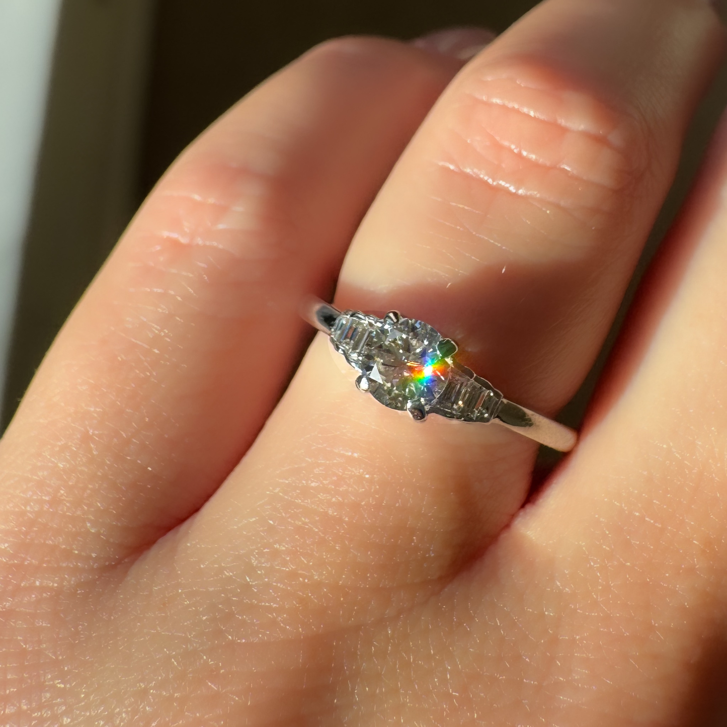 Vintage Art Deco Style 18ct White Gold 0.50ct brilliant cut diamond ring with baguette side diamonds